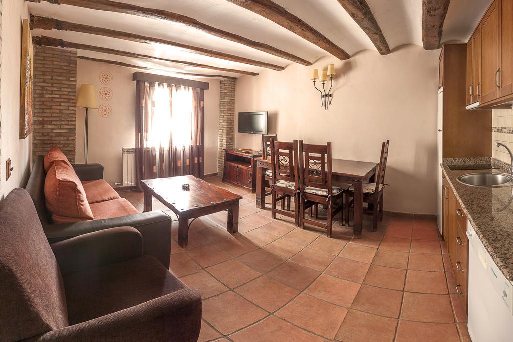 Apartamentos Los Aljezares Gea de Albarracín Exterior foto